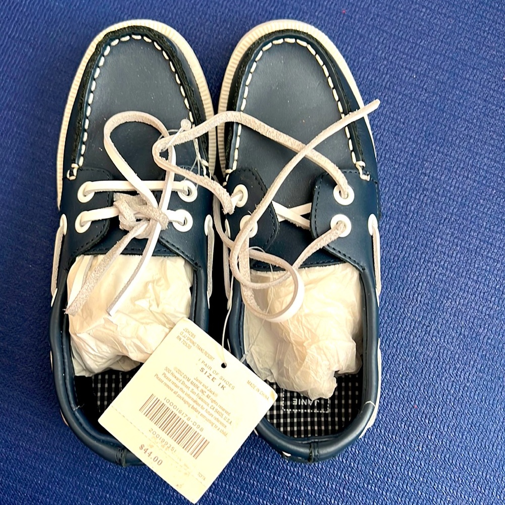 Brand new Janie And Jack navy leather  BOAT SHOE size1K